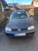 Volkswagen VW Golf IV - Volkswagen Golf aus 2001: Iv
