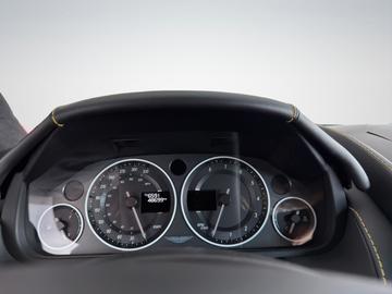 2014 Aston Martin V12 VANTAGE 缩略图 11
