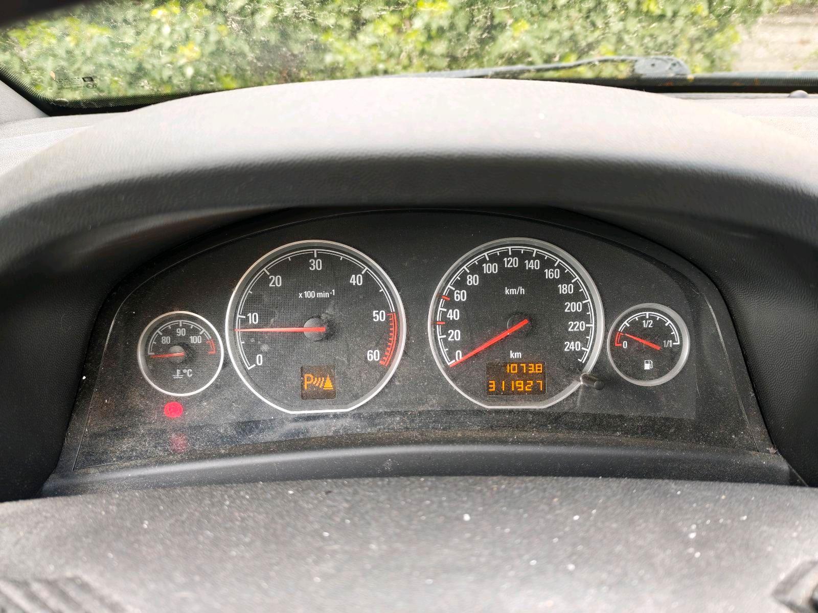Opel Vectra 2005 — photo 6
