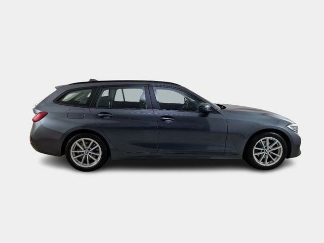 BMW 318 48V Business Advantage Touring auto