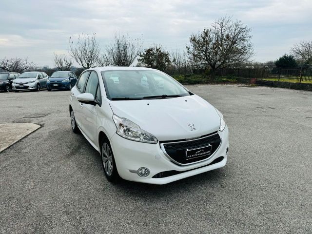 Peugeot 208 1.4 HDi 2014 neo patentati garanzia 