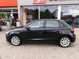 Audi A1 Sportback Xenon*SHZ*Bluetooth*CD*5 Sitze - Audi A1: 5.5