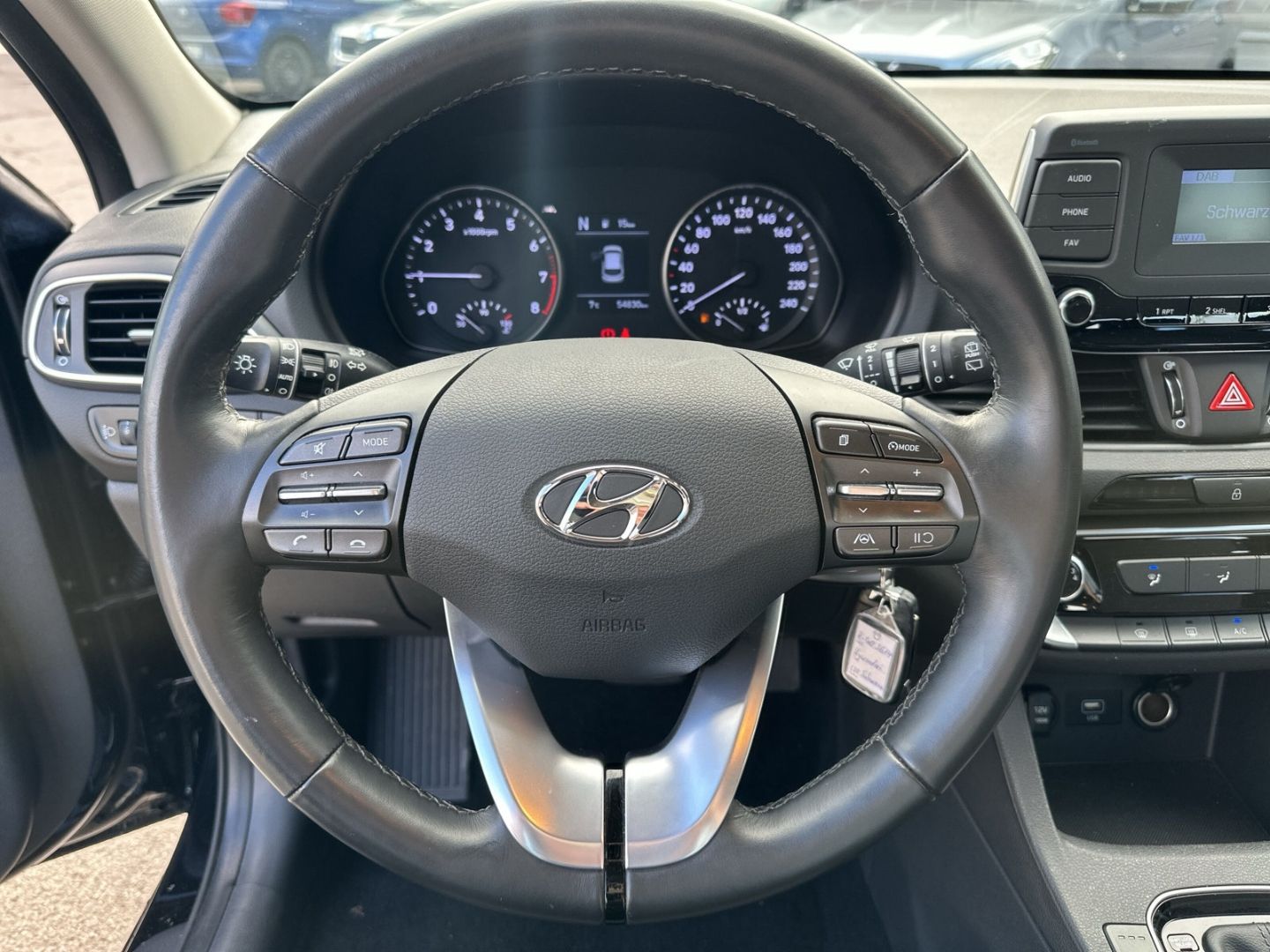 Fahrzeugabbildung Hyundai i30cw DCT Automatik +KLIMA + SITZHEIZUNG + TEMPO