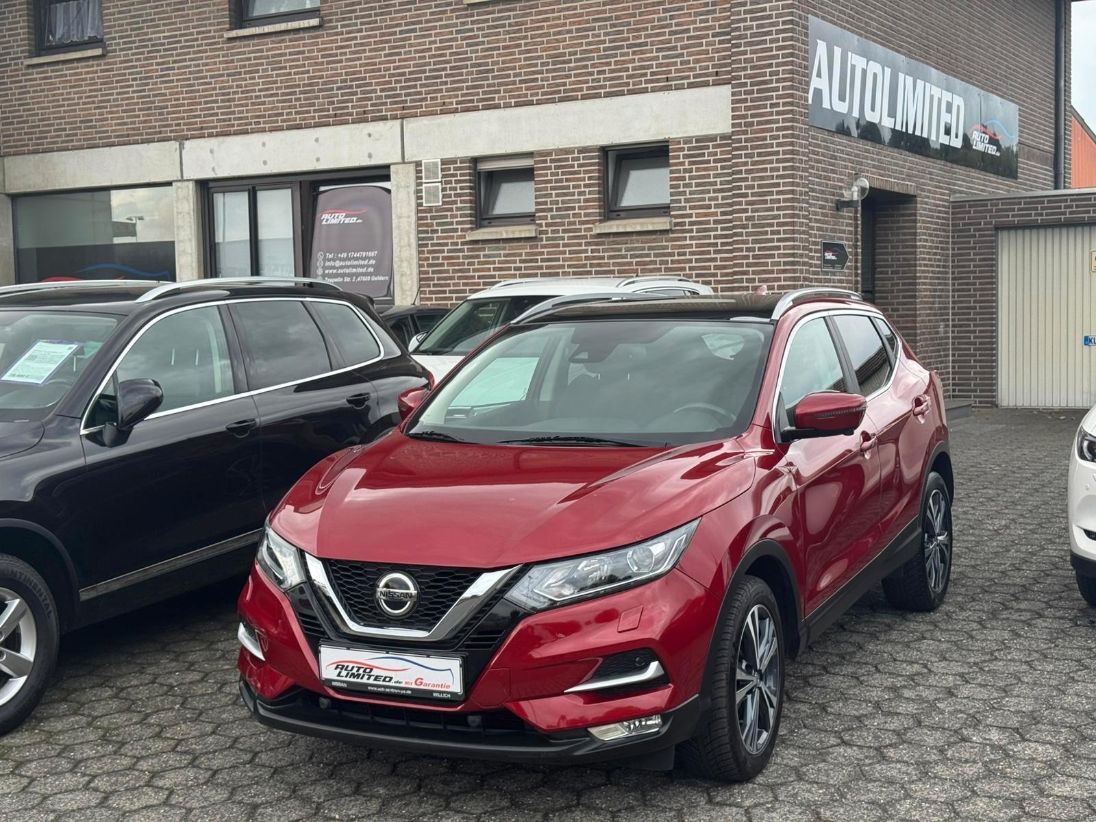 Nissan Qashqai N-Connecta 360Kam/Navi/6-Gang