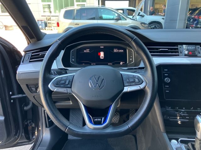 Passat Variant 1.4 TSI GTE  KLIMA LED NAVI ALU