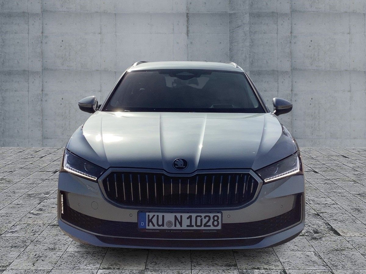 Skoda Superb - Bild 2