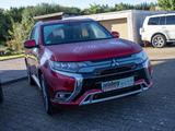 Mitsubishi Outlander 2.4 PHEV Plus Spirit 4WD Diamond Paket - Mitsubishi Outlander: Plus Spirit