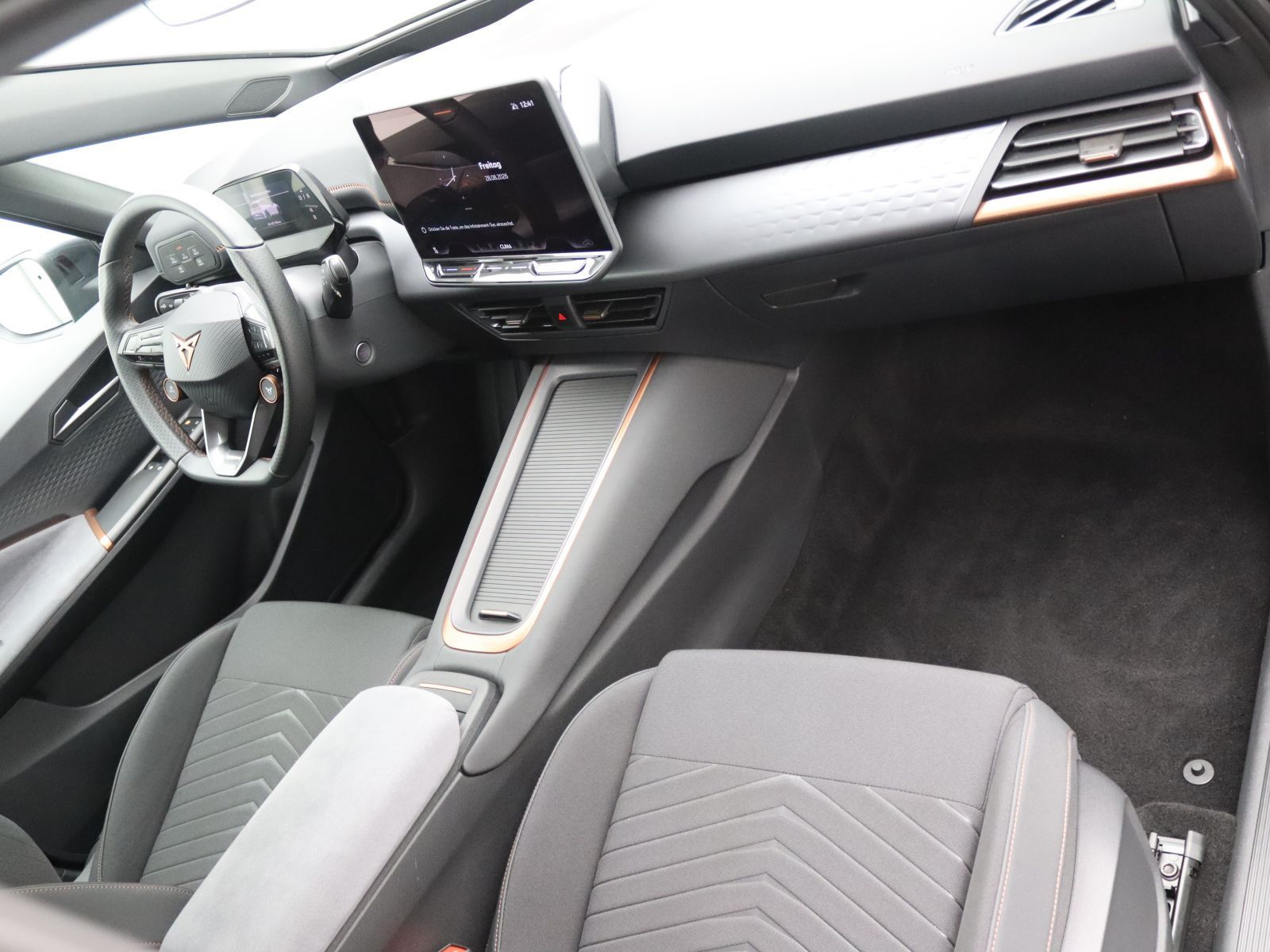 Cupra Born - Bild 10