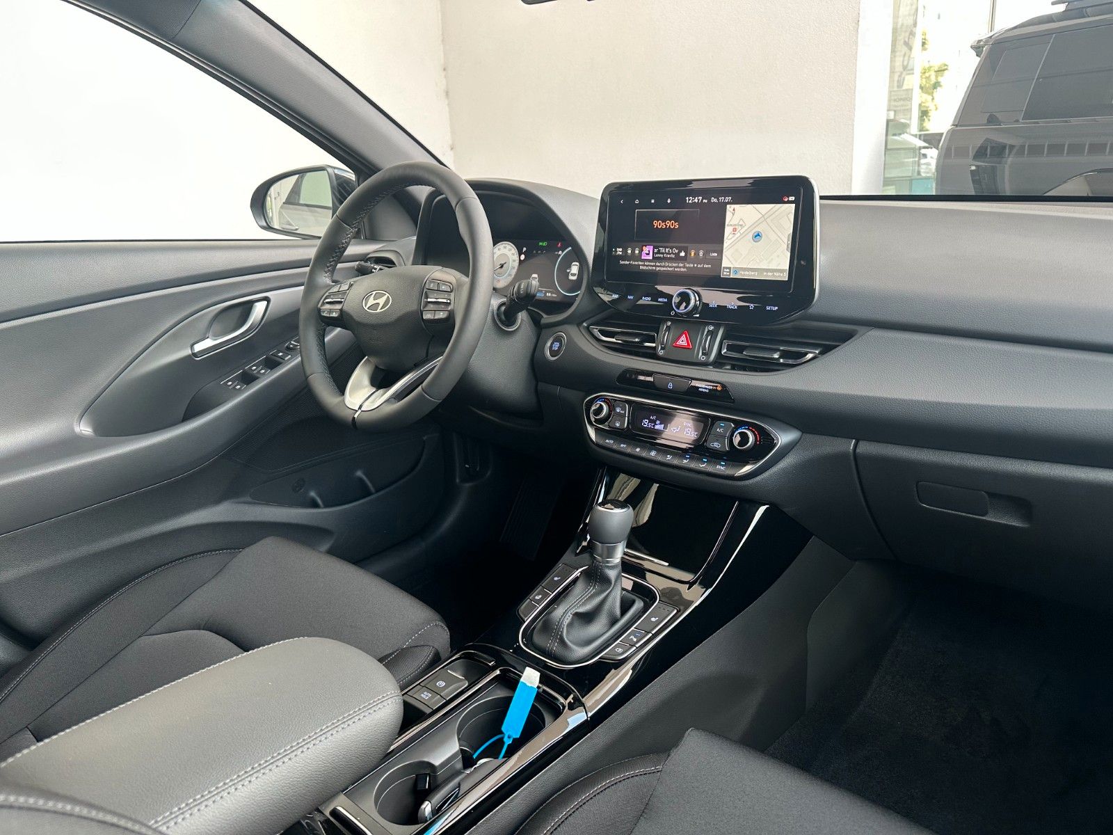 Fahrzeugabbildung Hyundai i30 Advantage Plus-Paket Toterwinkel/Navi!