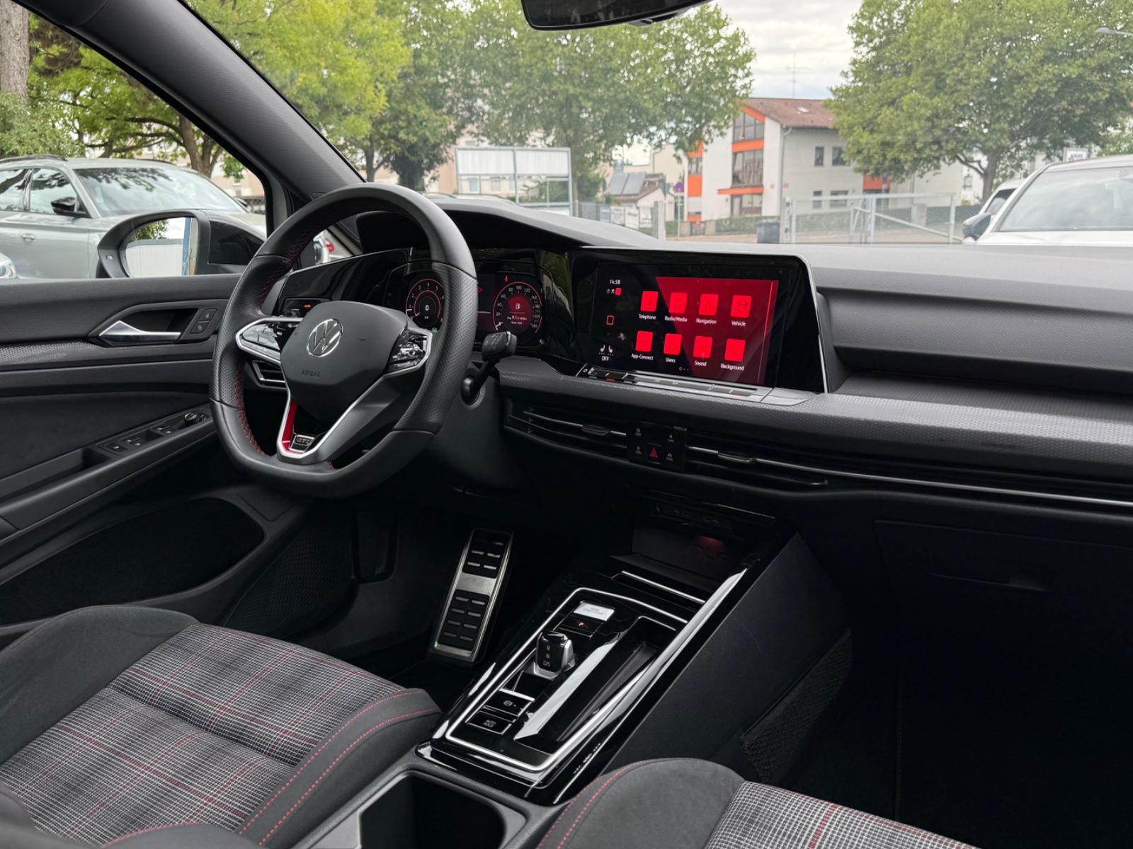Volkswagen Golf VIII Lim. GTI, миниатюра 14
