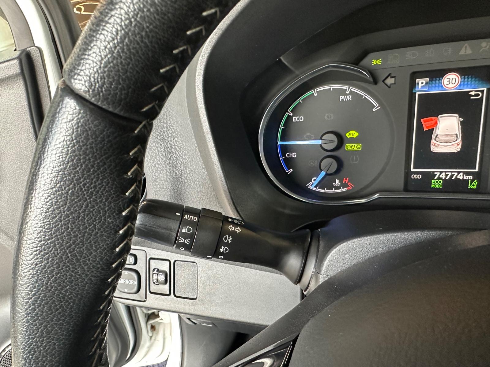 Toyota Yaris Hybrid Team D