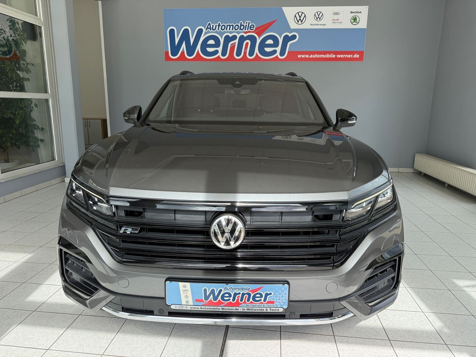 Volkswagen Touareg R-Line 2.0TDI AHK Standh PanoDach Leder foto 3