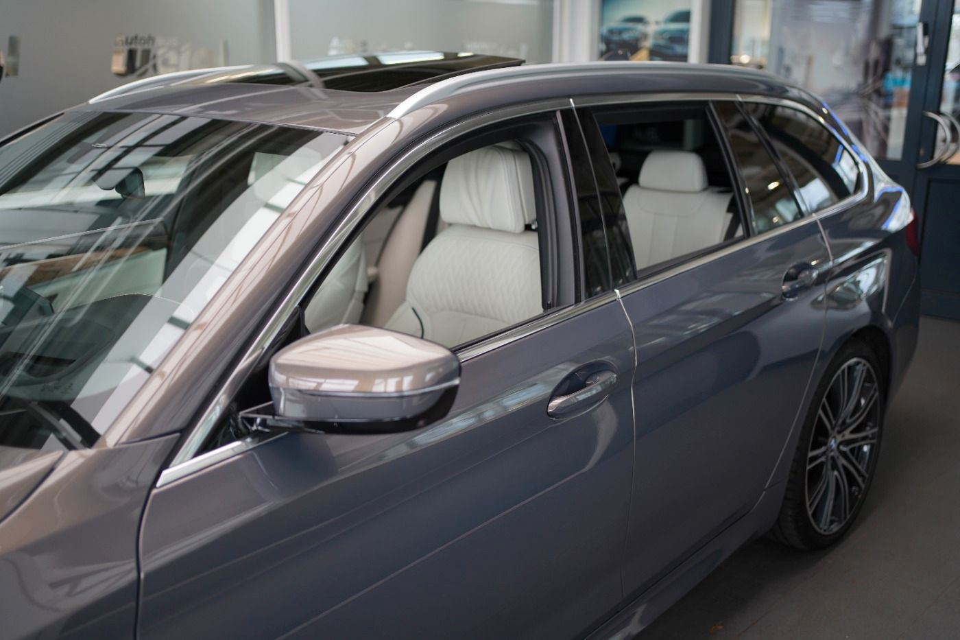 Fahrzeugabbildung BMW 520d xDrive M Sport +STHZG+20