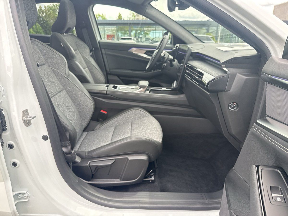 Renault Rafale - Bild 25