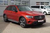 Mercedes-Benz GLC 300 4Matic LED Navi Panorama PDC Kamera - Mercedes-Benz GLC 300 mit Hybrid-Antrieb: Geländewagen, Automatik