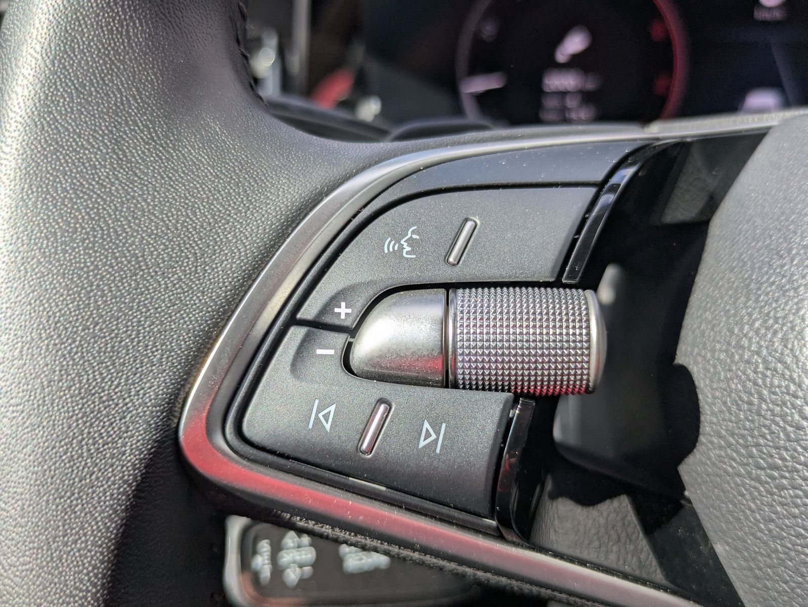 Fahrzeugabbildung SKODA Superb 2.0 TDI 4x4 Selection MATRIX*AHK*5J GAR.