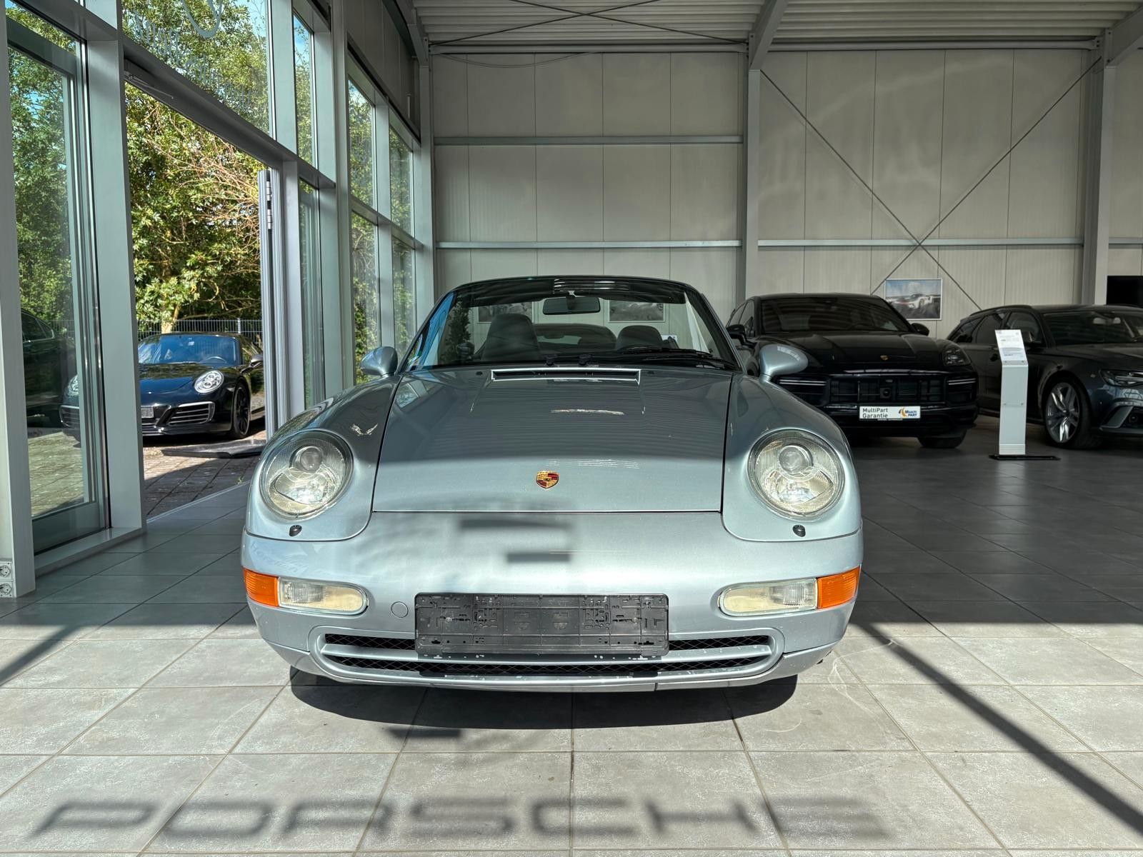 Fahrzeugabbildung Porsche 993 Carrera Cabriolet Automatik/erst 90000km