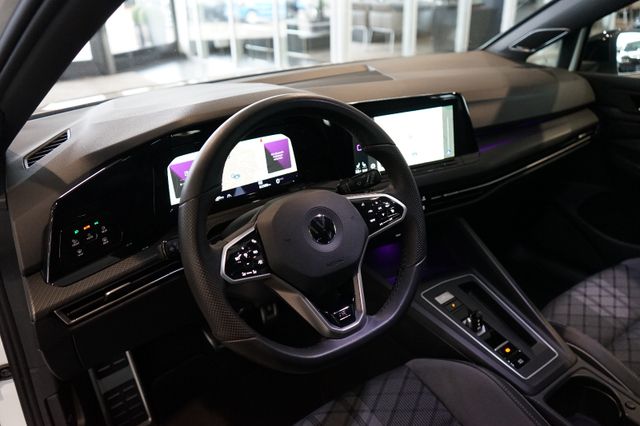 Volkswagen Golf 2.0 TDI R-Line | Pano | Matrix | Navi | ACC Volkswagen Golf 2.0 TDI R-Line | Pano | Matrix | Navi | ACC