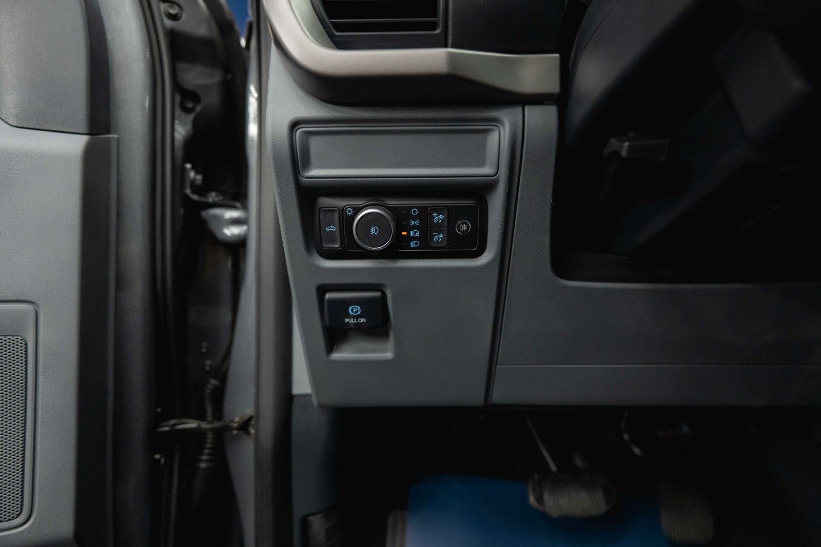 Fahrzeugabbildung Ford F150 5.0L V8 4x4 Offroad SuperCrew RAPTOR 19%