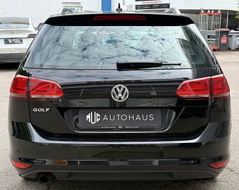 Volkswagen Golf - 5
