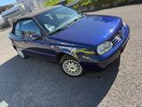Volkswagen Golf 2.0 Colour Concept Cabriolet Colour Concept - Volkswagen Golf: Colour Concept