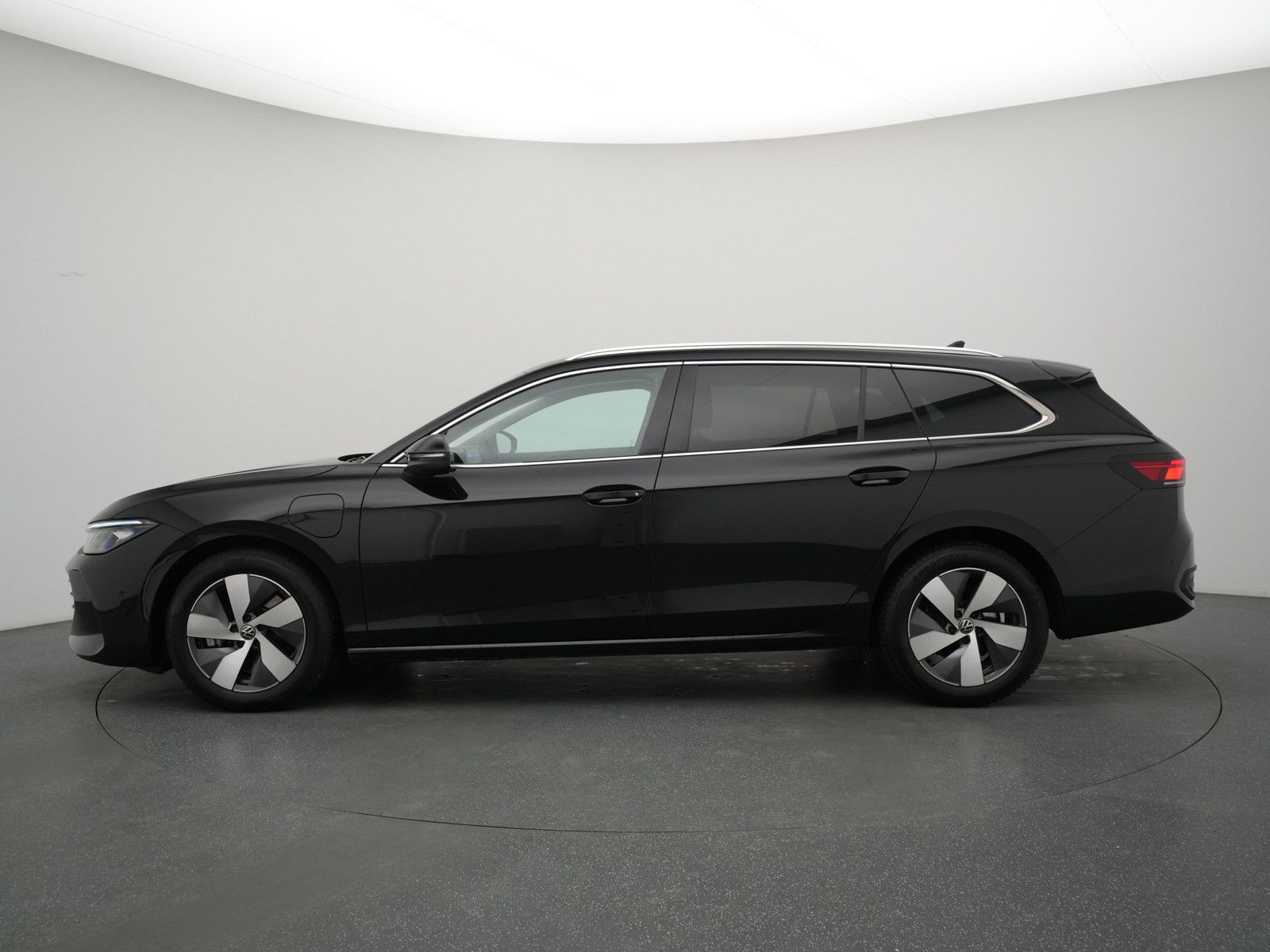 Volkswagen Passat - Bild 14