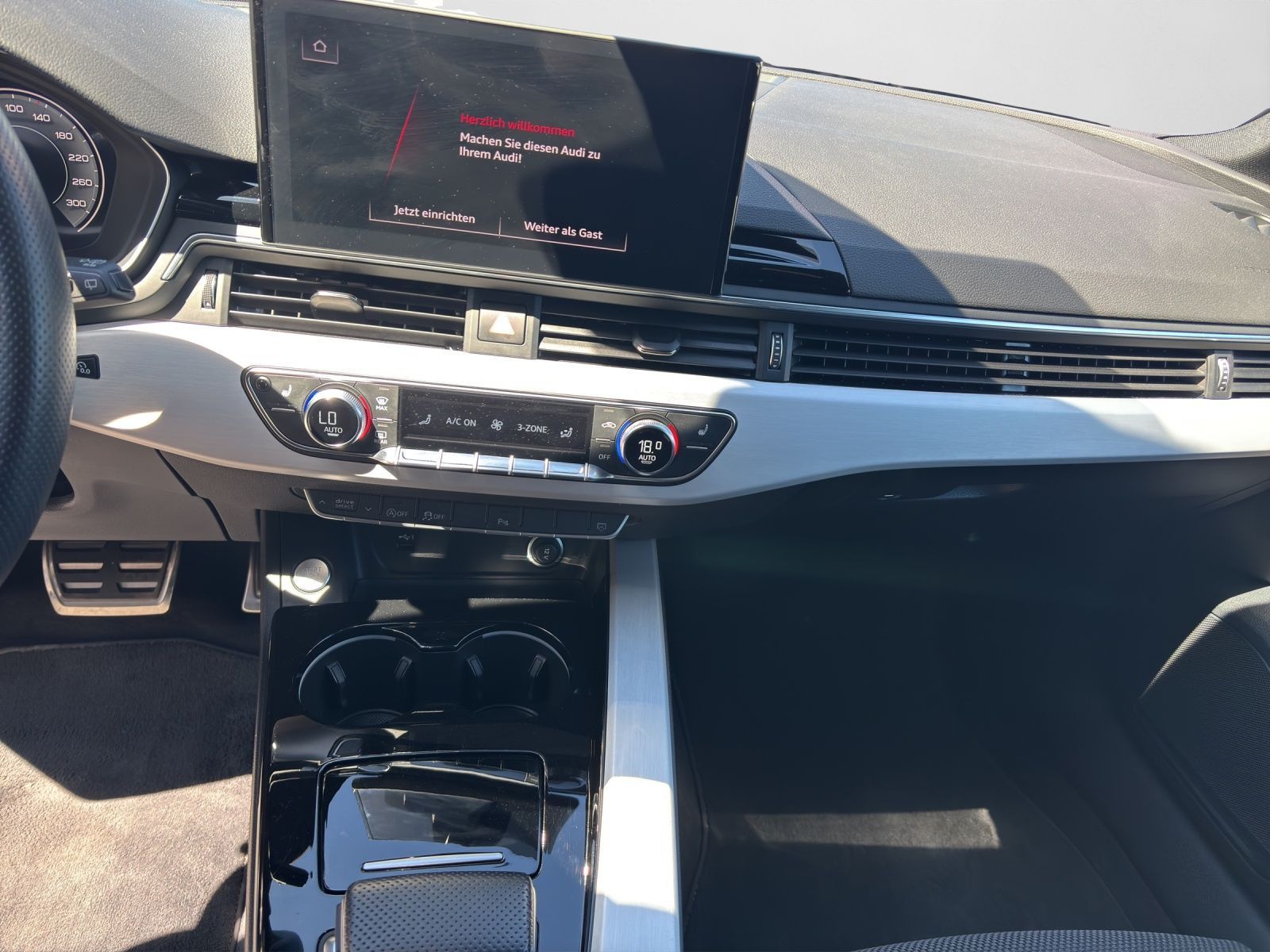 Audi A4 - Bild 12
