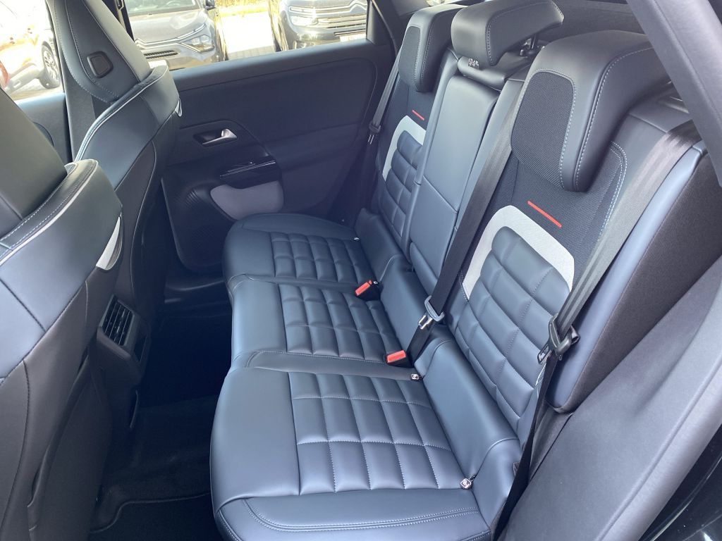 Fahrzeugabbildung Citroën C5 Aircross Hybrid 145 MAX *beh. Frontscheibe*