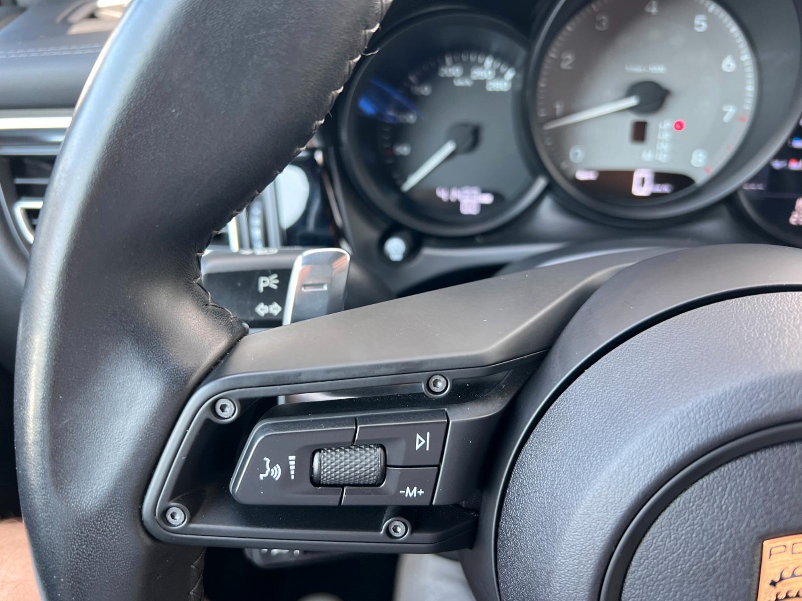 Porsche Macan S DE-FZG LUFT 75L AHK 21" RS APPROVED MWST