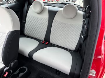 Fahrzeugabbildung Fiat 500 Dolcevita DAB UConnect Klima PDC uvm.