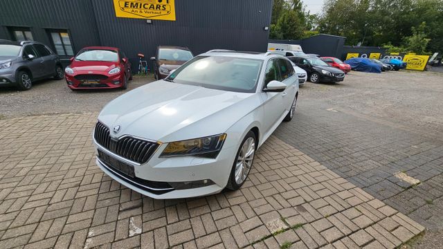 Skoda Superb Combi Style Automatik Absolut voll