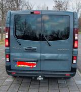 Renault Trafic 3to, AHG 2,5to, lang combi, 2J Garantie - Renault Trafic mit Diesel-Antrieb: Kleinbus, 2.5