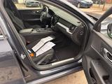 Volvo V60 Kombi Momentum Pro 2.0 D3 1.HD Navi Kam uvm. - Volvo V60 Momentum mit Diesel-Antrieb