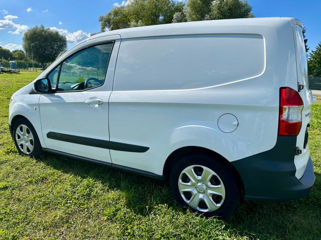 Ford Transit Courier Klima — Bild 2