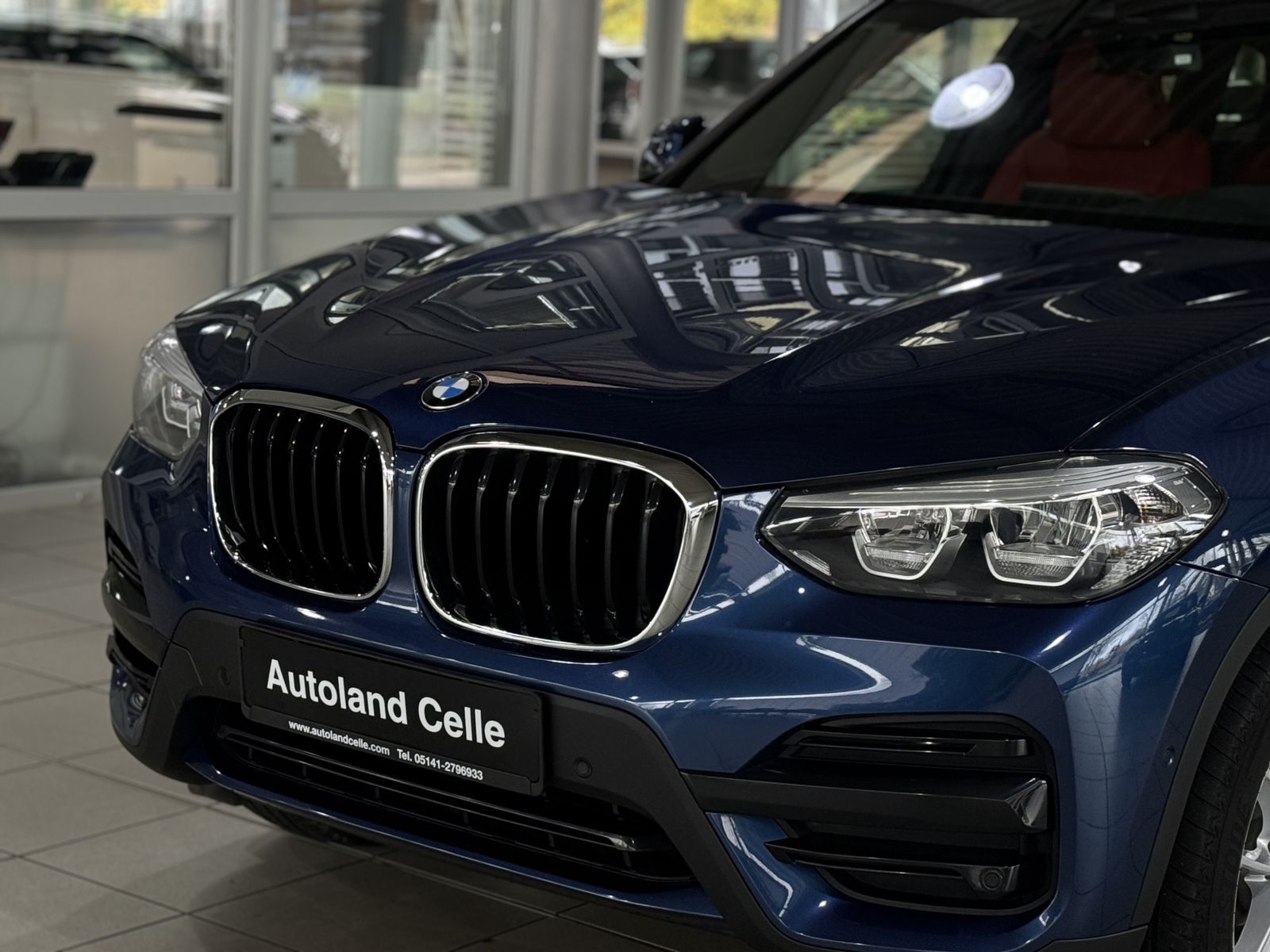 Fahrzeugabbildung BMW X3 xD30e Kamera HUD DAB HiFi Komfort Individual