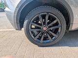 Jaguar E-Pace D180 R-Dynamics SE AWD Pano LED Kamera - Jaguar E-Pace in Köln