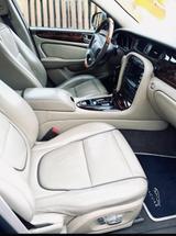 Jaguar XJ8 4.2 Liter Vanden Plas - Jaguar aus 2009
