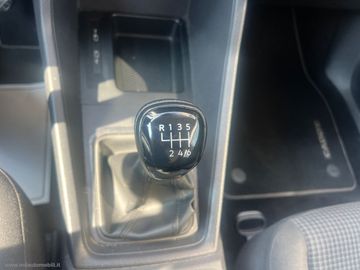 Volkswagen Caddy - 11