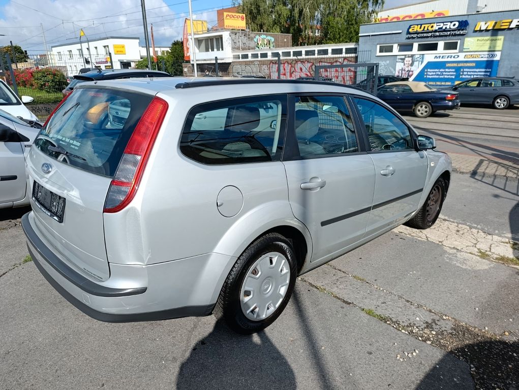 Ford Focus Turnier Fun X*KLIMA*SITZ-H*TÜV*WINTERPAKET