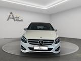 Mercedes-Benz B200d 4Matic Aut. COMAND PANO LED SHZ KAM SHZ - Mercedes-Benz B 200: 4matic