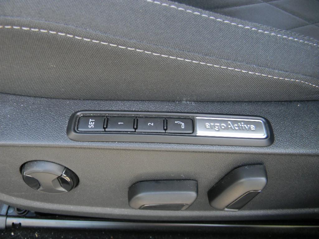 Volkswagen Golf VIII Lim. Style 1,5 TSI 6 GANG KAMERA, миниатюра 10