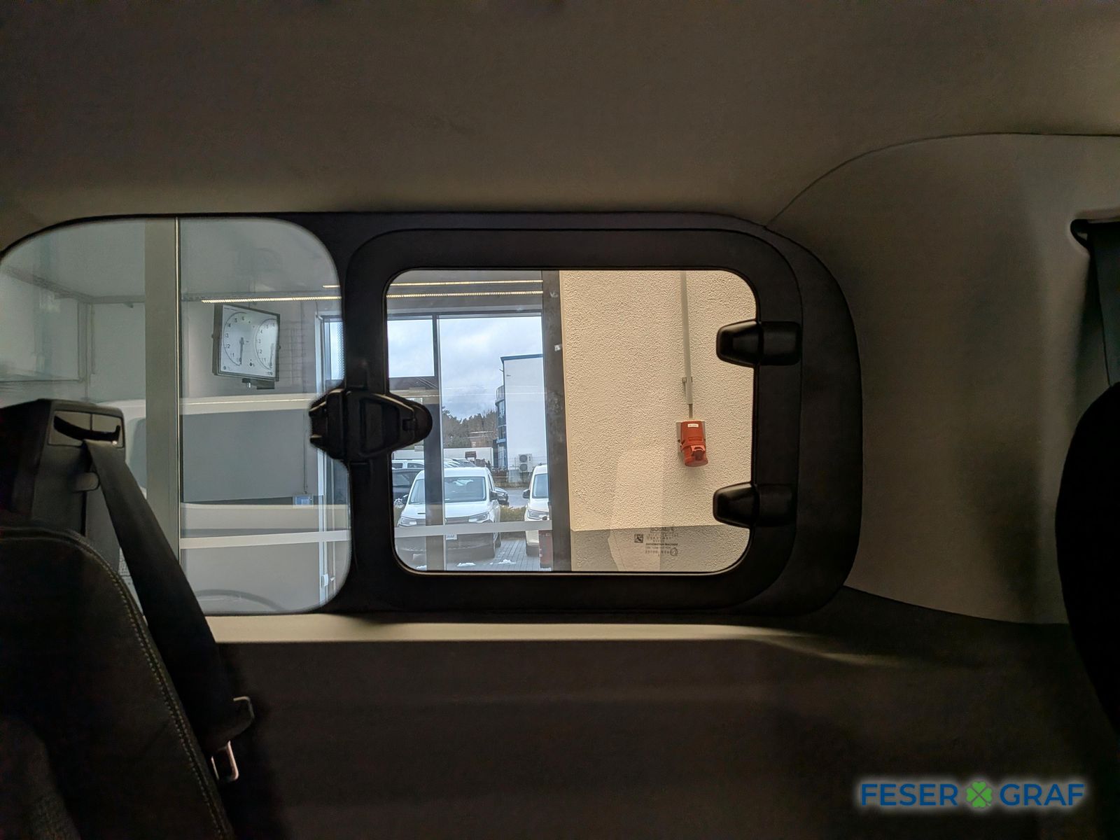 Volkswagen T7 Transporter - Bild 11