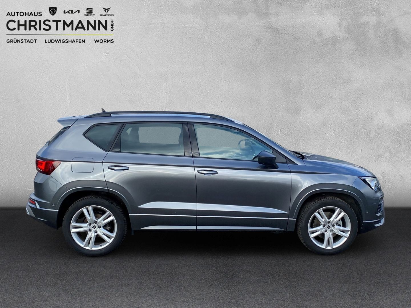 Fahrzeugabbildung SEAT Ateca FR 4Drive 2.0 TDI EU6d AD AHK-klappbar Nav
