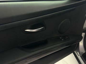 BMW 320 - 12