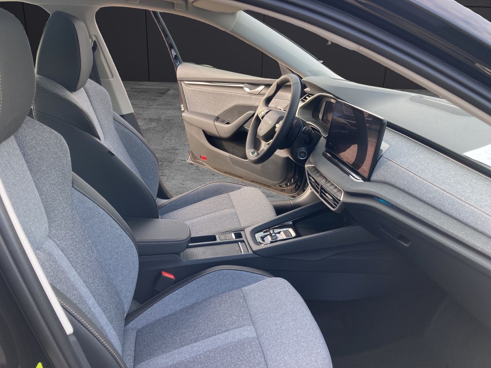 Fahrzeugabbildung SKODA Octavia Combi 2.0 TDI Selection LED-Scheinwerfer