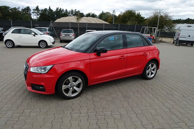 Audi A1 Sportback 1.6TDI Sport *Navi*Xenon*