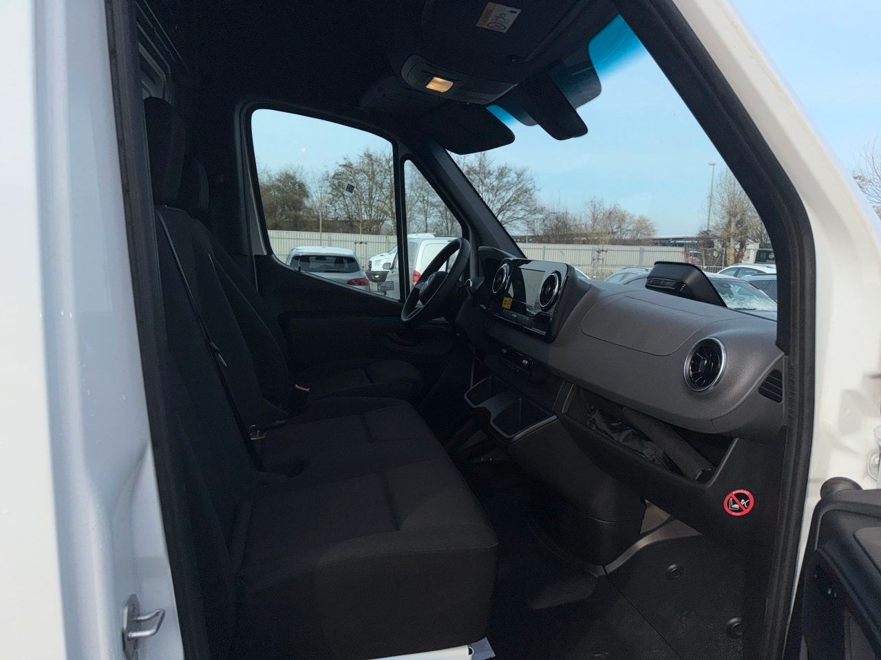 Fahrzeugabbildung Mercedes-Benz Sprinter 317 CDI 9G 3665 Klima 360Kamera Schwing