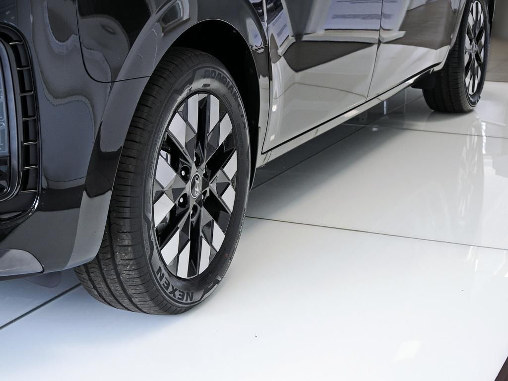 Fahrzeugabbildung Hyundai STARIA HEV 7-Sitzer Signature 360 4xSHZ ACC AUT