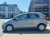 Toyota Yaris 1.3 Sol - Toyota Yaris: Sol