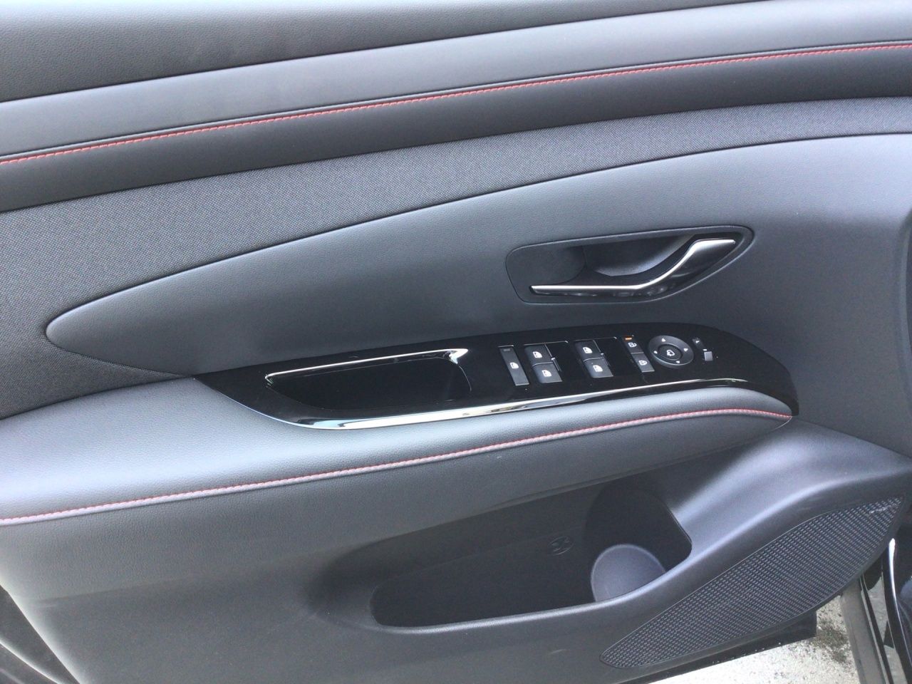 Fahrzeugabbildung Hyundai TUCSON N-LINE SHZ*LHZ*NAVI*CARPLAY*